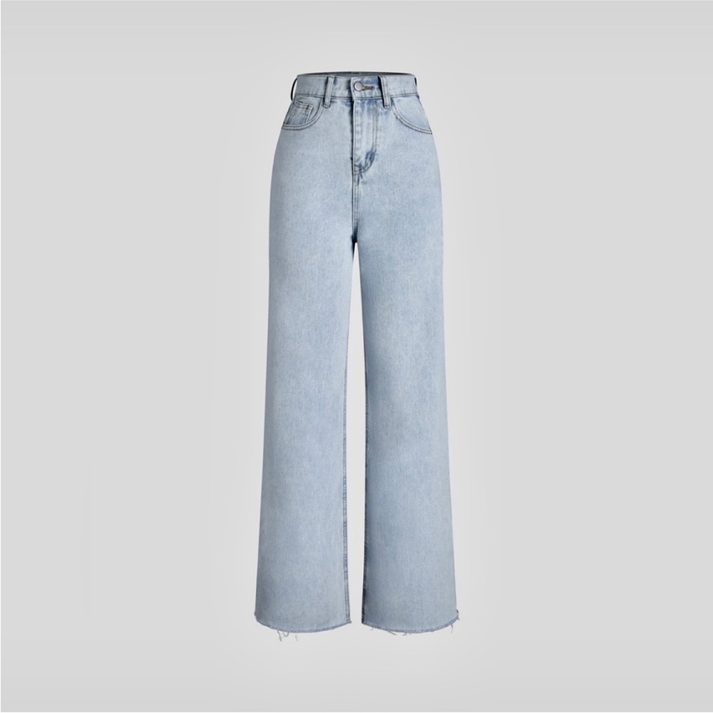Light wash blue denim jeans- straight leg raw hem perfect closet essential jeans - Picture 11 of 12